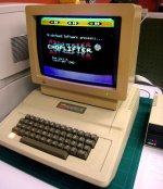 working-apple-ii-plus-complete-system-with-software-extras_110945079411.jpg